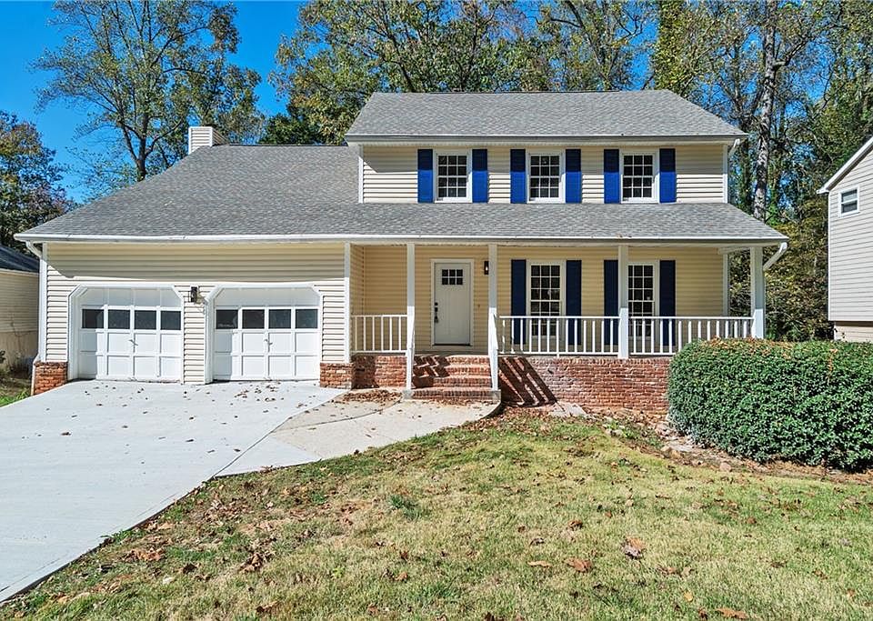 1st image of 1559 Fieldgreen Trce
