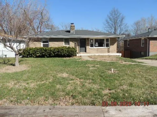 10404 E 30th Ter S, Independence, MO 64052
