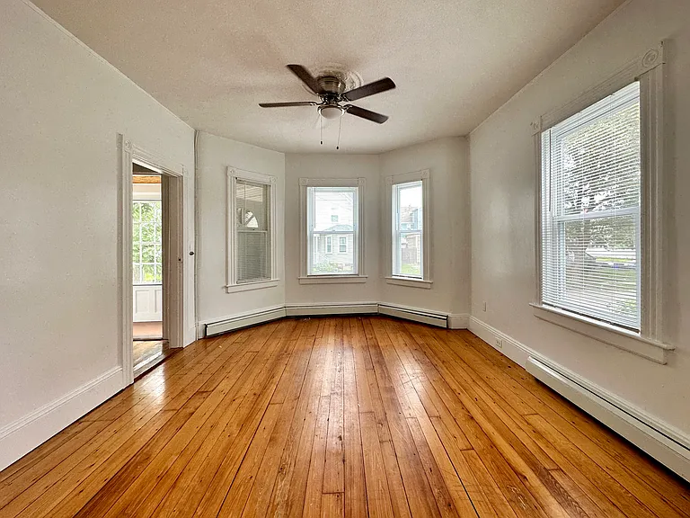 170 Alabama Ave — Photo 12
