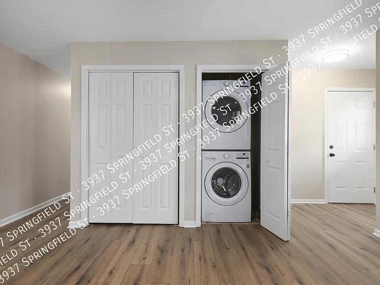 3937 Springfield St — Photo 4