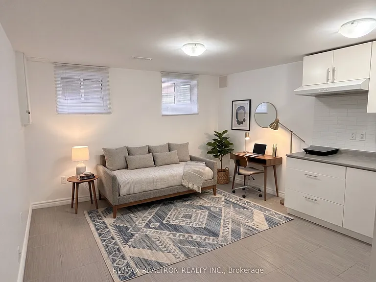 36 George Henry Blvd #B — Photo 1