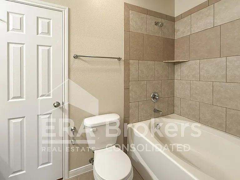 1400 Loyal Ln #A — Photo 14