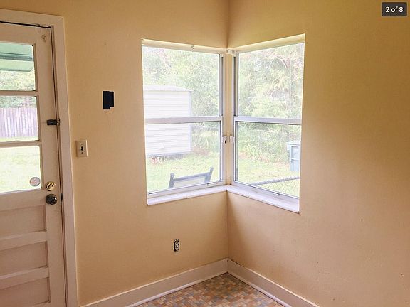 3rd image of 1546 Rankin Ave