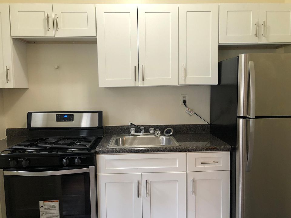 1st image of 40 Lenox Ave APT 110