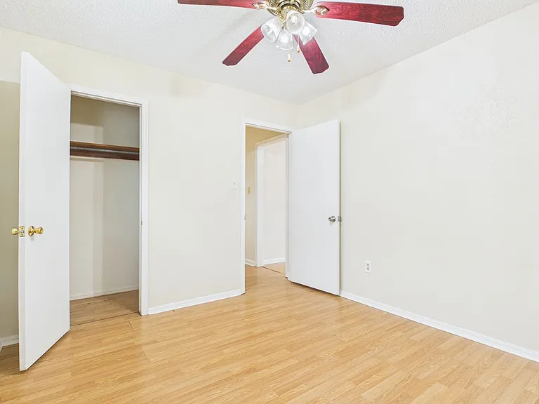 4663 SE Brighton Dr — Photo 11