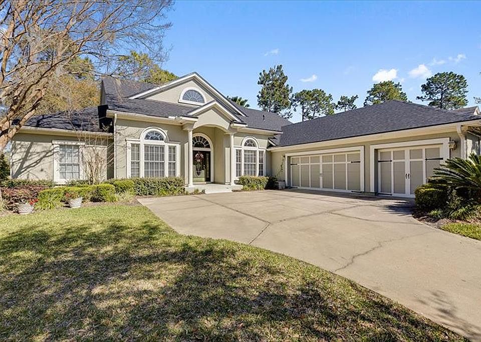 1st image of 732 Eagle Point Dr
