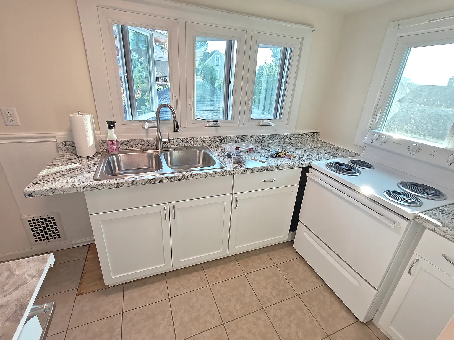 1 bed, 800 sqft, $700 — Photo 1