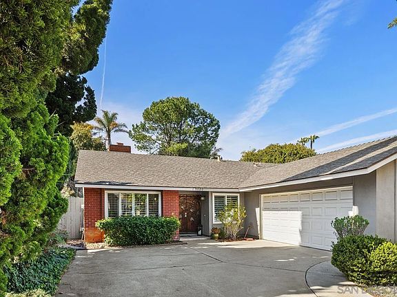 2nd image of 15120 Andorra Way
