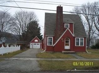 9 Bennett St, Canisteo, NY 14823