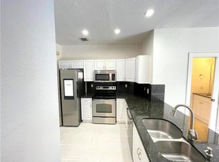 3875 SW 171st Ter, Hollywood, FL 33027
