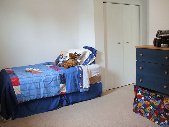 Large 2nd Bedroom with direct access to Hall Bath 