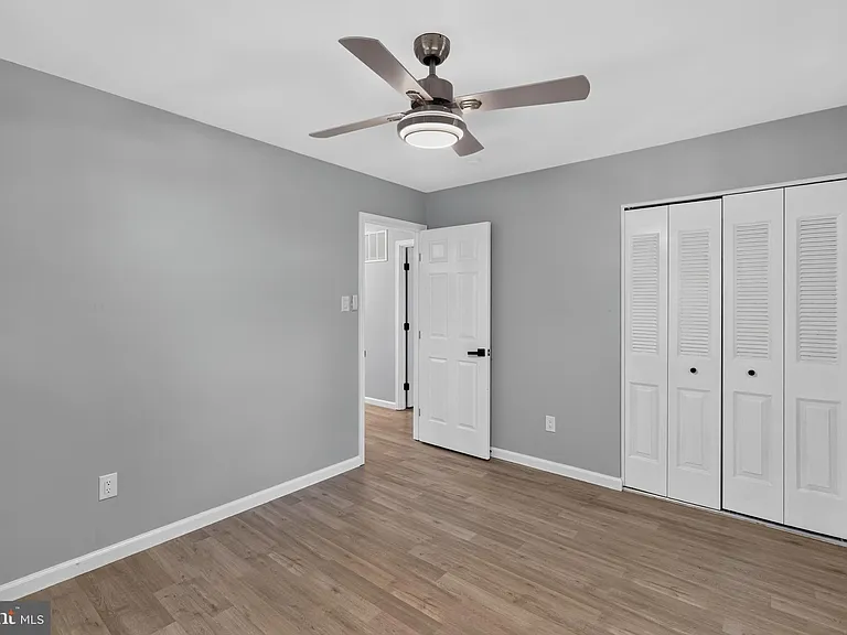 4752 Carterwood Dr — Photo 17