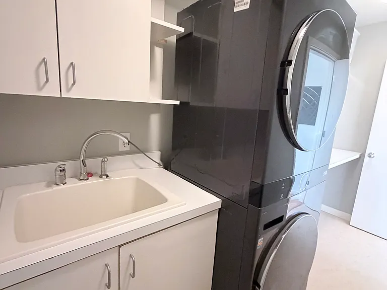 3915 SW View Point Ter — Photo 17