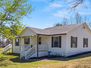 1305 Oakhill Dr NE, Fort Payne, AL 35967