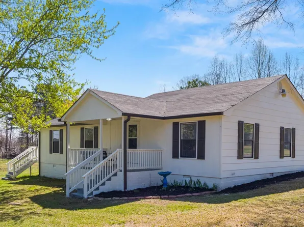 1305 Oakhill Dr NE, Fort Payne, AL 35967