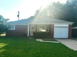 2809 S Larkin Dr, Wichita, KS 67216