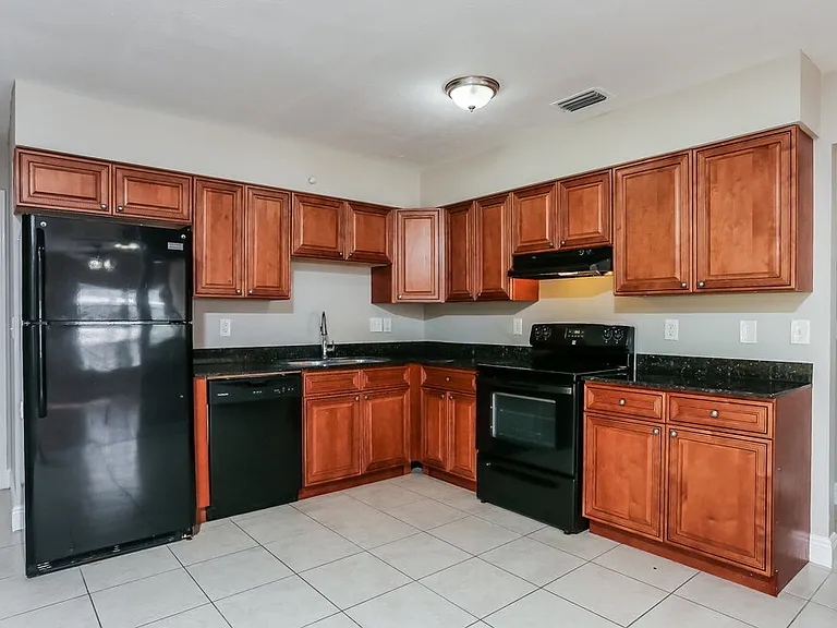 360 Melton Dr — Photo 7