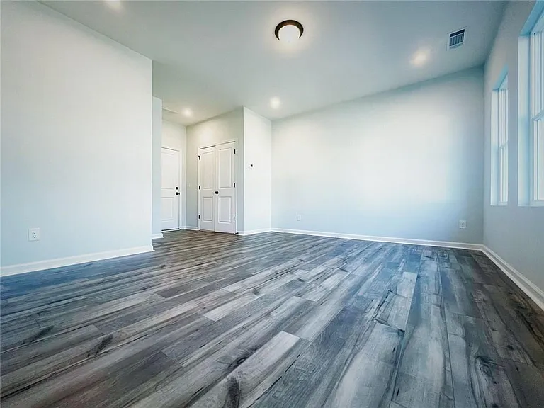 2676 Whistler Way NE — Photo 9