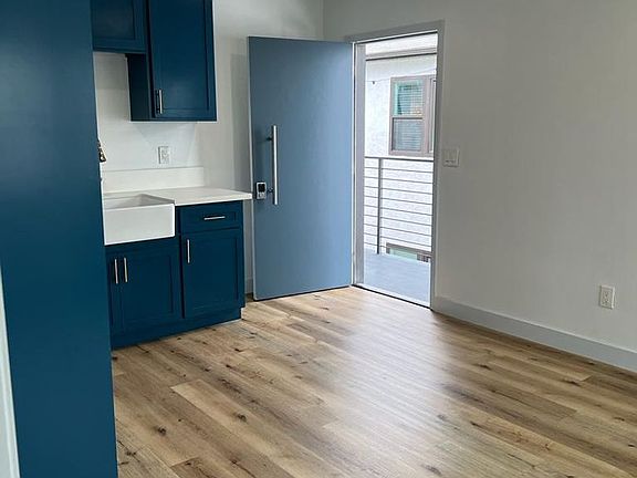 4th image of 58 Argonne Ave #7