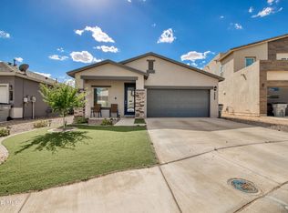 3989 Desert Dunes Dr, El Paso, TX 79938