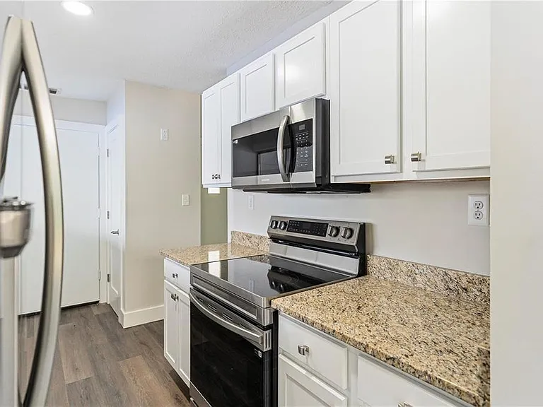 616 Water Rd — Photo 8
