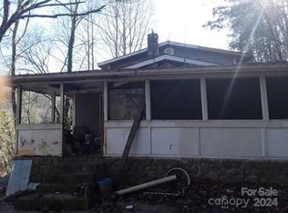 90 Scenic Hill Dr, Bryson City, NC 28713