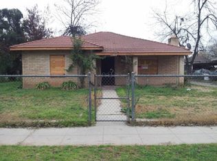 557 S Recreation Ave, Fresno, CA