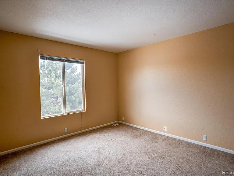 6065 Ensemble Hts — Photo 14