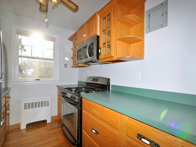 100 Cedar St #A28 — Photo 3