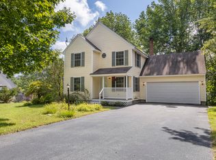 5 Clearview Dr, Gorham, ME 04038