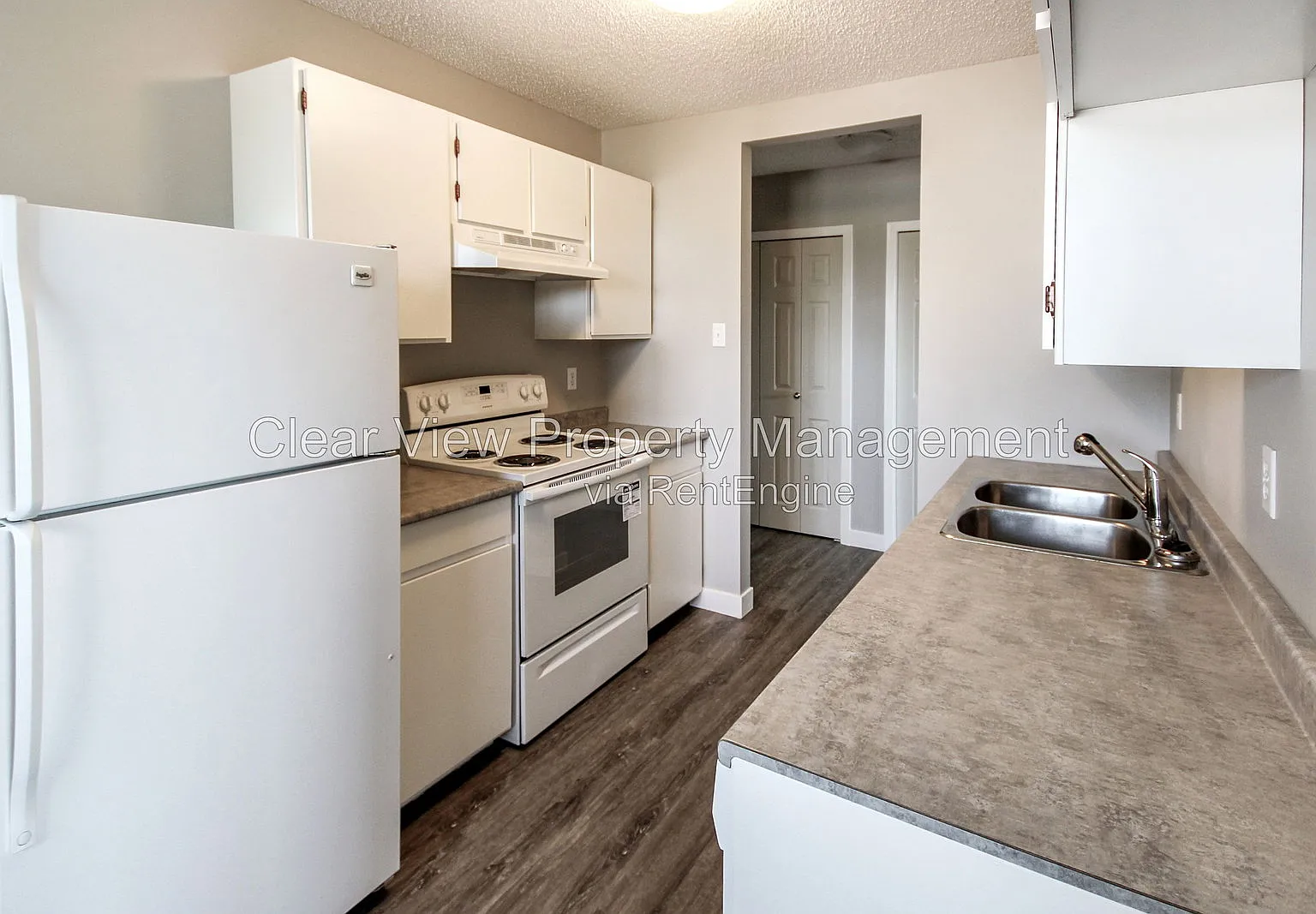 2 bed, 1.0 bath, $1,229 — Photo 2