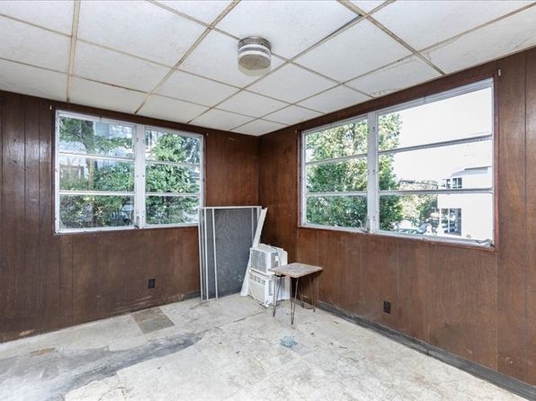 boston-massachusetts-59144183 picture