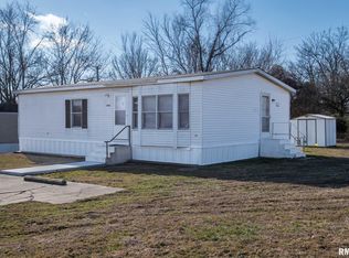 10553 Torrance Rd, Carbondale, IL 62901