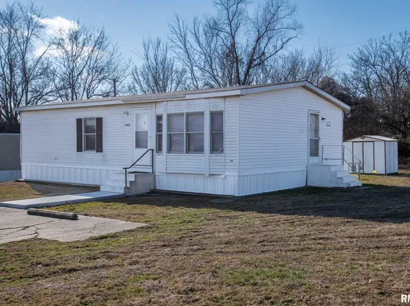 10553 Torrance Rd, Carbondale, IL 62901