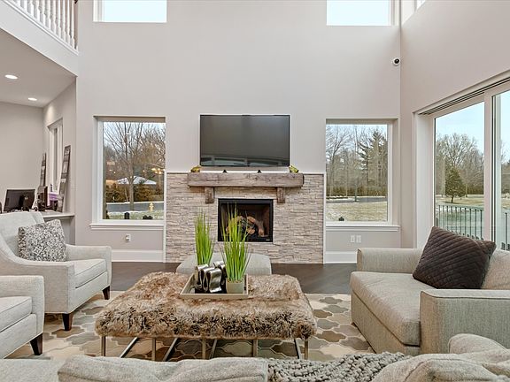 5th image of 11710 Waterbridge Dr