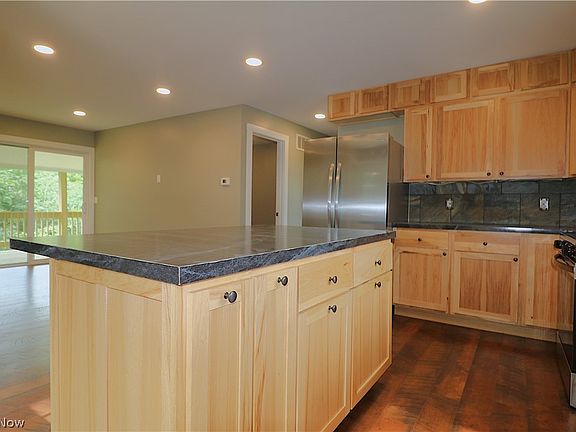 4th image of 5236 Zenobia Rd