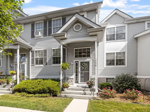 17456 Sauk Dr, Lockport, IL 60441