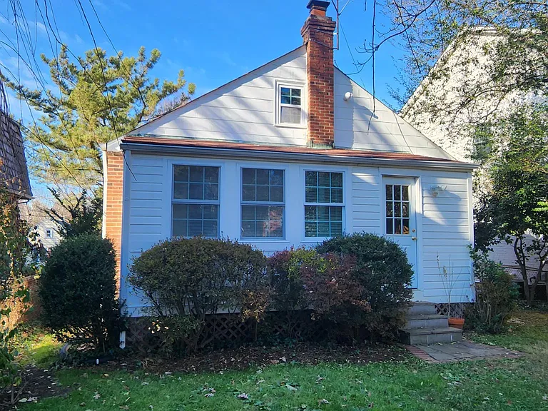 4847 Bayard Blvd — Photo 8