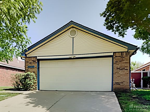 2nd image of 2528 Harvest Ln