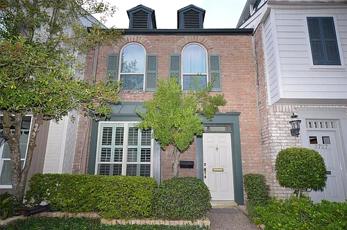 3729 Wakeforest St Photo 1