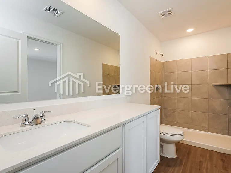 11628 SW 38th St — Photo 11