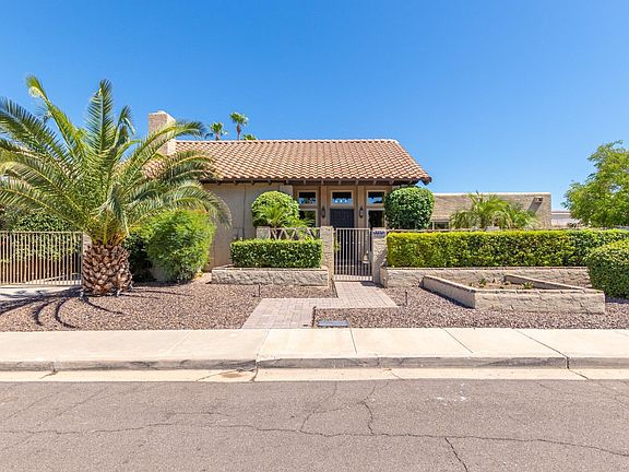 3rd image of 10316 E Bella Vista Dr