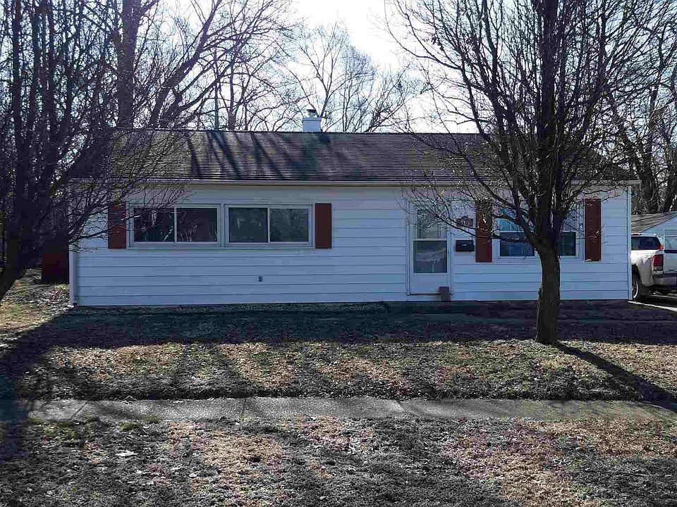 2nd image of 115 Saint Clair Dr