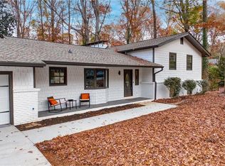 1606 E Nancy Creek Dr, Brookhaven, GA 30319