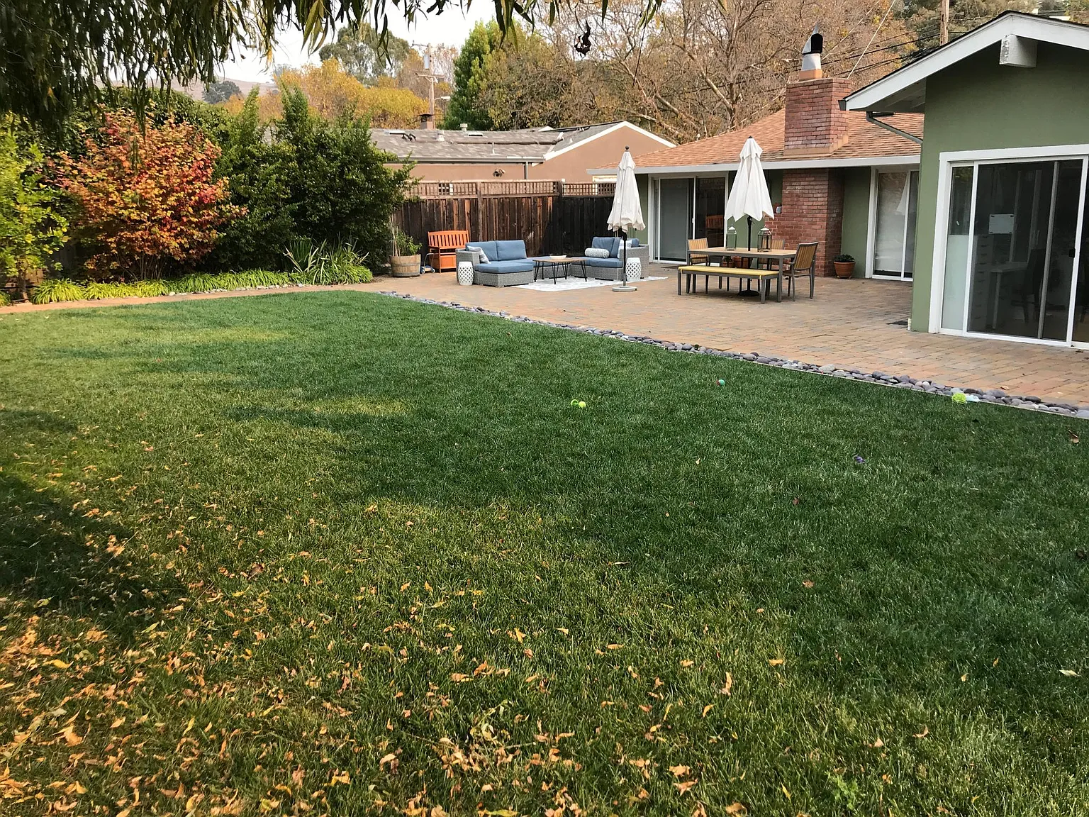 109 Leland Way photo 1