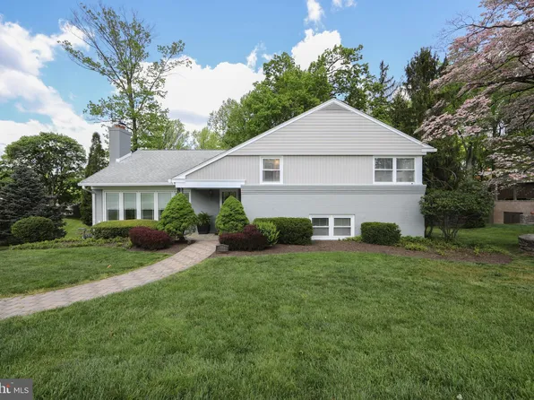 771 Louise Dr, Springfield, PA 19064