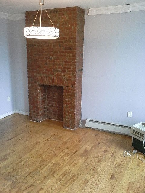1st image of 458 Central Ave #02