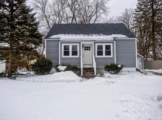 61 Saint Jacques Ave, Chicopee, MA 01020