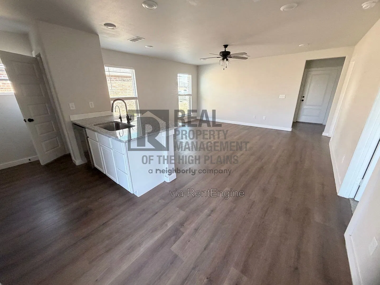 2 bed, 2.0 bath, 994 sqft, $1,650 — Photo 4