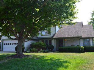 615 Autumn Creek Dr, Fairborn, OH 45324